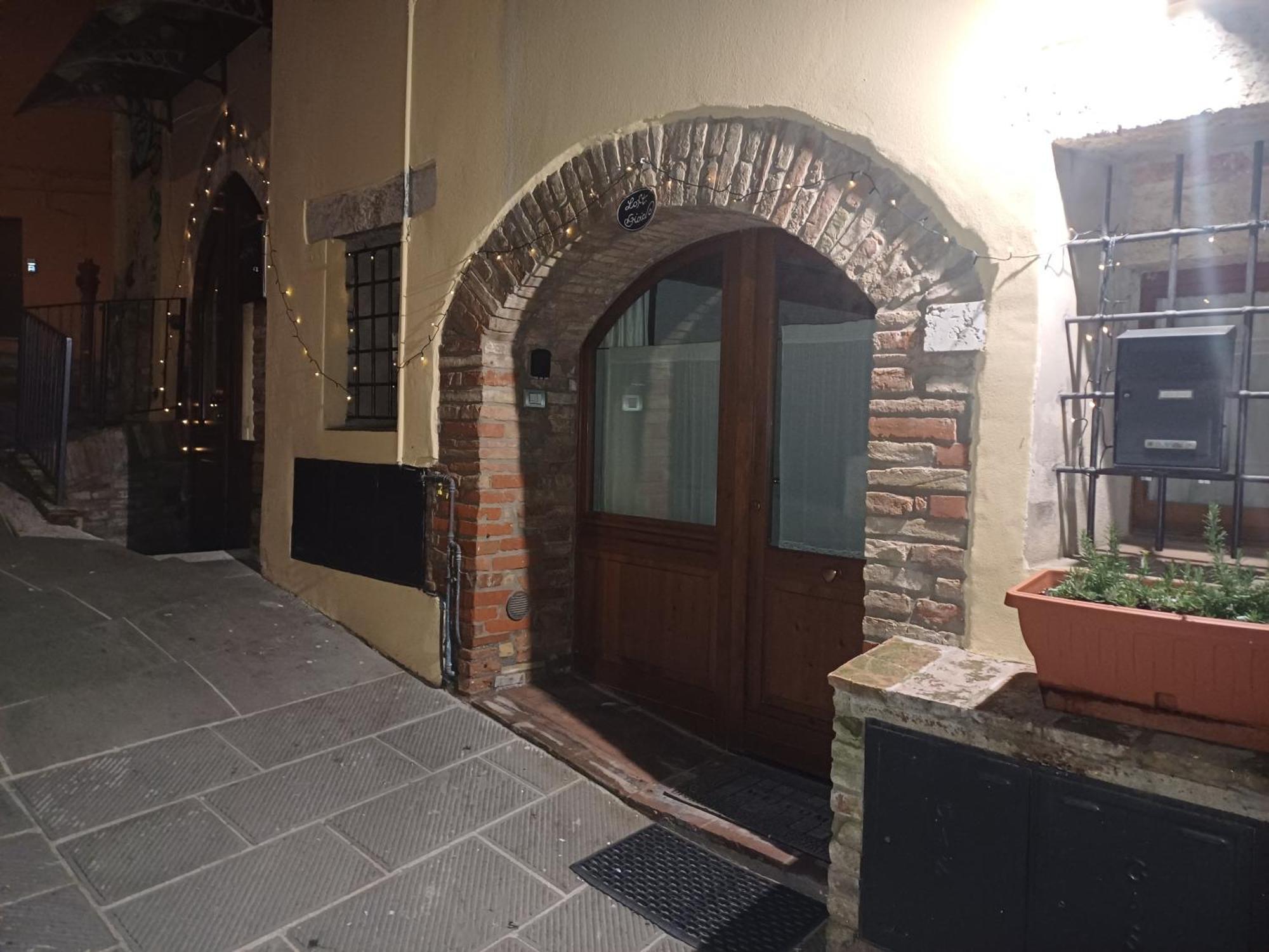 Loft Gioia Apartment Перуджа Екстериор снимка